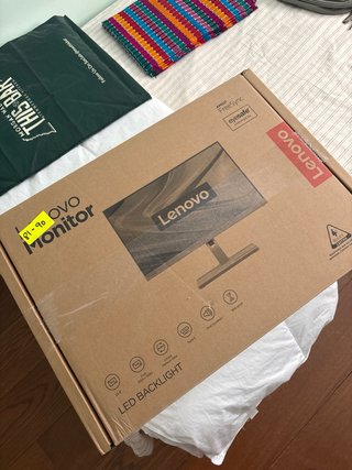 Monitor Lenovo L24m-40 24 FullHD EyeSafe