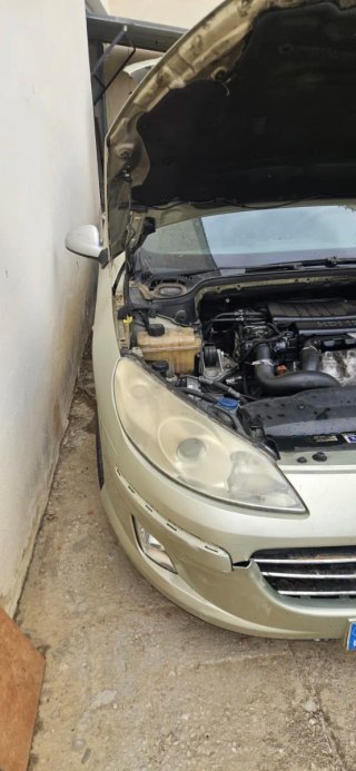 Despiece Audi A6 3.0 BMK y despiece de Peugeot 407