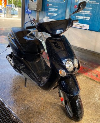 Yamaha Neos 50 Scooter Negro