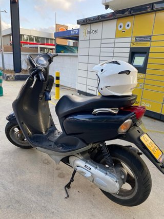 Yamaha Neos 50 Scooter Negro