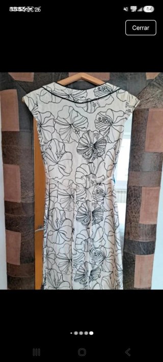 Vestido floral beige y negro
