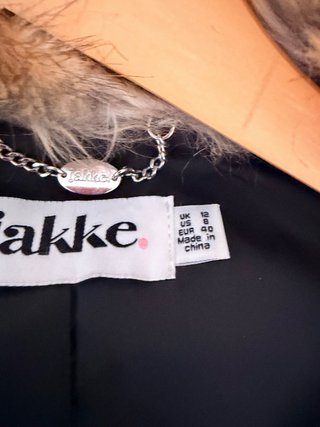 Abrigo pelo Jakke Talla 40