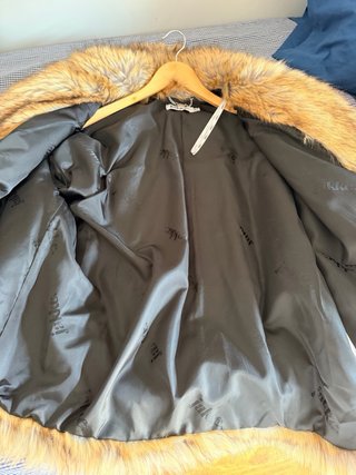 Abrigo pelo Jakke Talla 40