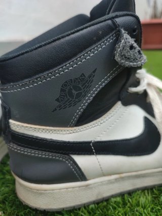 Zapatillas Jordan 1 Negras y Blancas