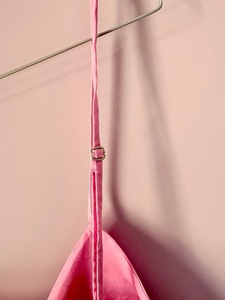 Top Zara rosa con lazada y volantes
