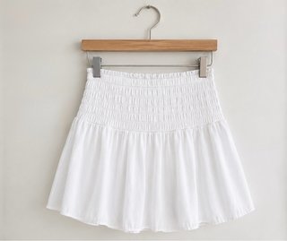 Falda blanca con elástico