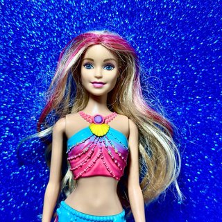 Barbie Sirena Dreamtopia Luces Arcoíris