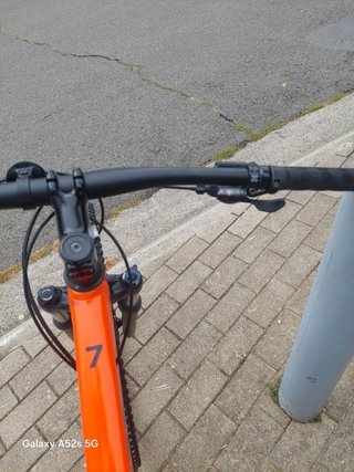 Bicicleta Trek Marlin 7 Arancione