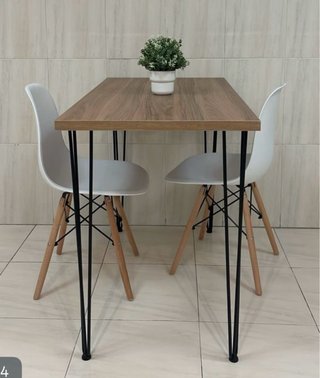 Mesa comedor madera y metal