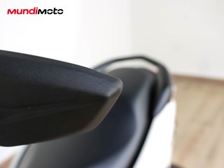 YAMAHA NMAX