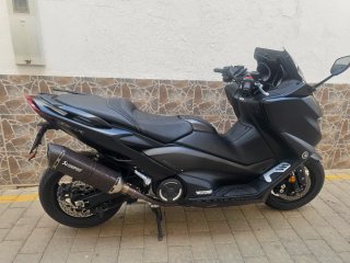 Yamaha Tmax 560 2021 Negra