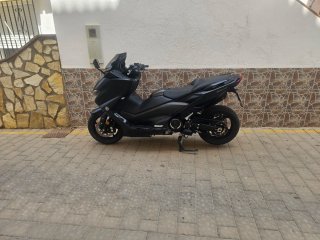 Yamaha Tmax 560 2021 Negra