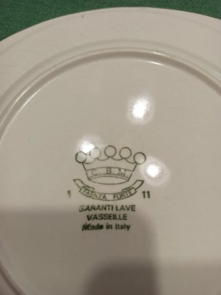 Piatto ceramica Faenza decorato rose