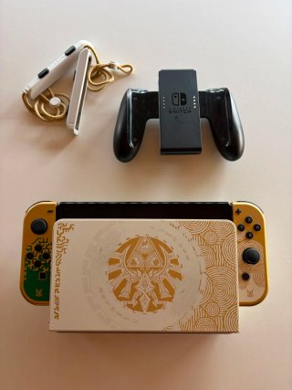 Nintendo Switch OLED Zelda