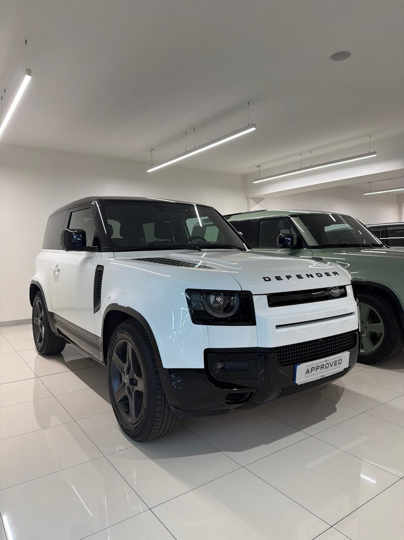 Land Rover Defender 2024 - foto 1