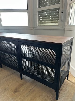 Mueble TV Ikea Metal Negro y Madera