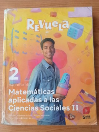 Libros 2°Bachillerato " Salesianos " Ciudad Real