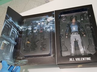 Hot Toys Resident Evil 5 Jill Valentine BSAA VGM11