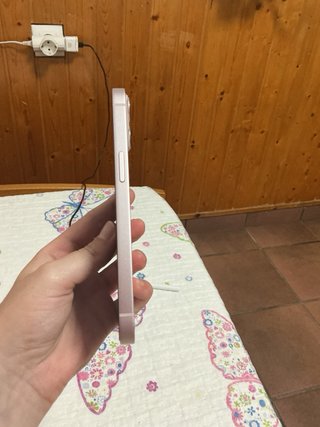 iPhone 13 Apple