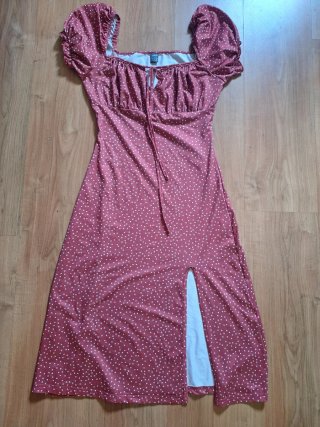 Vestido rojo lunares