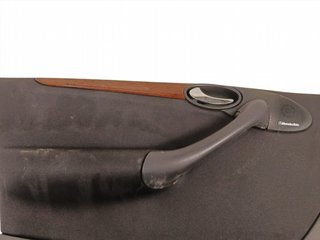GUARNECIDO PUERTA DELANTERA IZQUIERDA MERCEDES-BE
