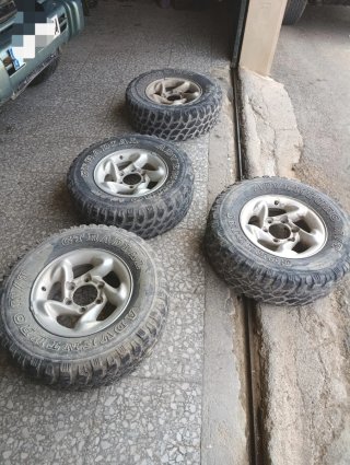 Llantas con neumáticos Hyundai Galloper 4uds GT