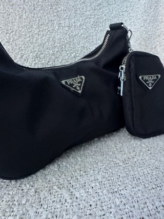 Borsa Prada Nero in Nylon con Necessaire