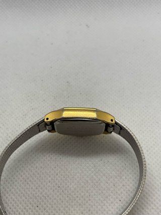 Orologio Citizen al quarzo vintage dorato