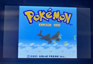 Nintendo 3DS Verde con Pokemon Bank e giochi