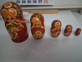 MUÑECAS MATRIOSKA