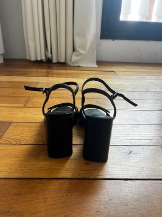 Tacones Calvin Klein Negros