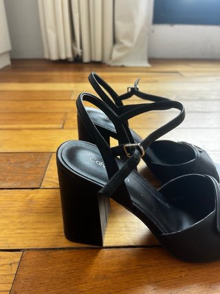 Tacones Calvin Klein Negros