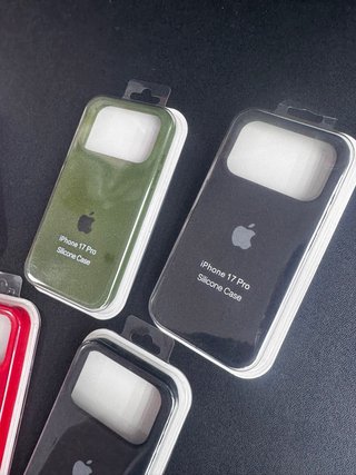 Cover iPhone 17 Pro (Vari Colori)