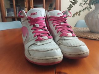 Tenis Nike Blanco y Rosa Talla 38