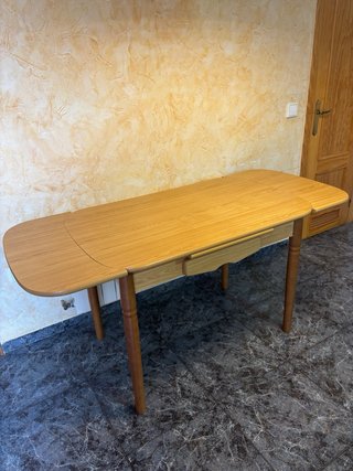 Oportunidad!! Mesa de cocina de madera