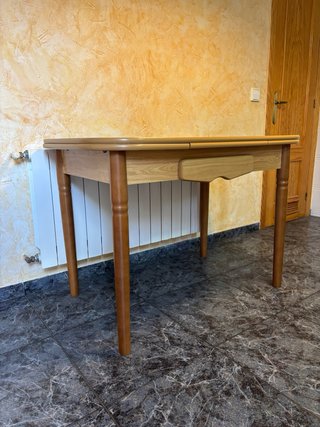 Oportunidad!! Mesa de cocina de madera