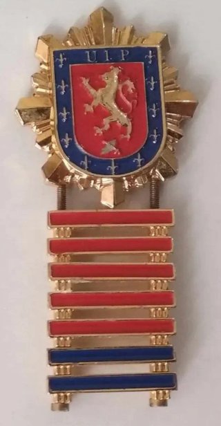 Insignia UIP distintivo de permanencia Policía Nac