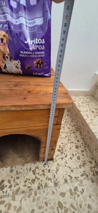 Casita para perro de madera