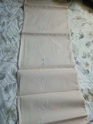 Lenzuola Lino Ricamate a Mano Rosa