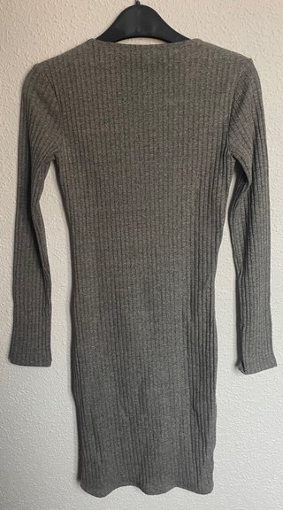 Vestido gris Bershka manga larga