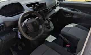 Alquiler Peugeot Partner