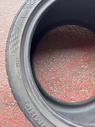 1 Neumático Kumho 285/30R19 Ecsta PS91