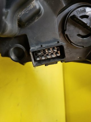 FARO DELANTERO DERECHO CITROEN C4 XENON