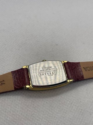 Orologio Citizen Vintage Oro con Cinturino Marrone