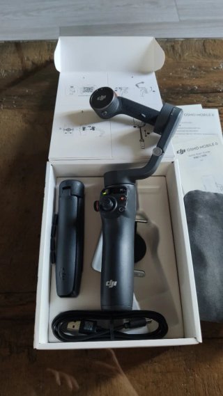 DJI Osmo Mobile 6 Gimbal para móvil