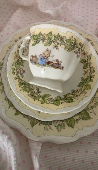 Set di 4 pezzi da tea Brambly Edge- spring