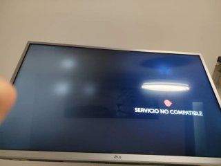 TV LG LJ590U