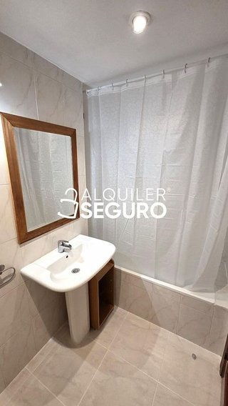Piso en alquiler en San Adrián - La Cava en Logroño