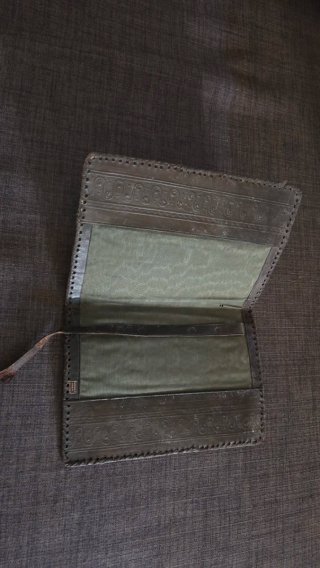 Copertina antica in pelle per libri con segnalibro