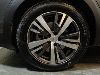 Peugeot 3008 HYBRID 225 ALLURE